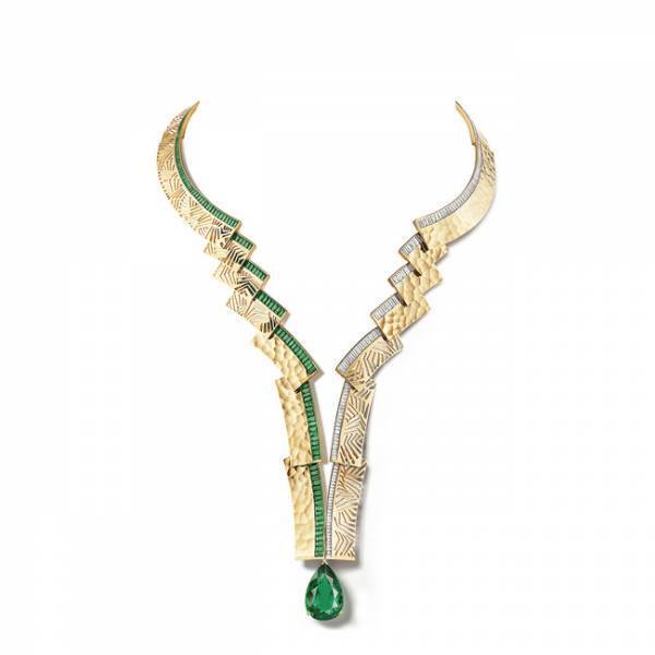 建築からインスパイアを受けたハイジュエリー「ペルスペクティブ ドゥ ショーメ」コレクションの魅力