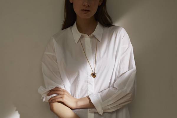 センシャルな洋服×ジュエリーのコラボレーションが実現。ARTIDA OUD × 1er Arrondissement コレクション発売