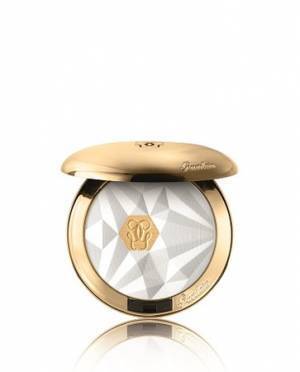 いきいきとしたなめらかな肌へ。ゲランから「アベイユ ロイヤル」シリーズを堪能できるコフレが限定で登場