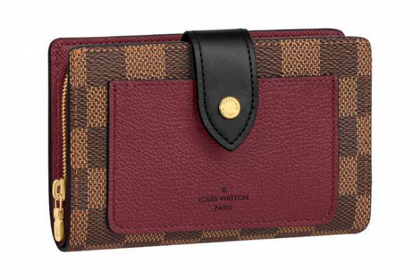 ルイ・ヴィトンの新作レザー小物は、使いやすいコンパクトサイズに実用性と機能性が凝縮