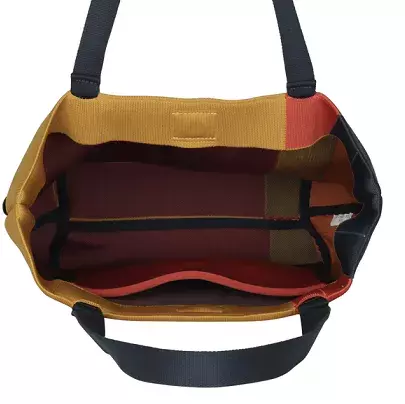 カンペールがライフスタイルブランド「TRICOTÈ（トリコテ）」とのコラボバッグを発売