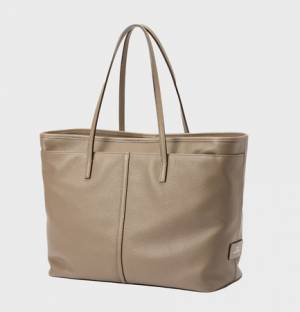 伊勢丹新宿でCREEZANのポップアップストアが初登場! 白の「JETTER」シリーズなどラインアップ