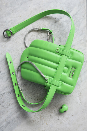 ブルガリとAMBUSHのクリエイティブディレクターYOONとの心躍る特別なコラボコレクションが誕生