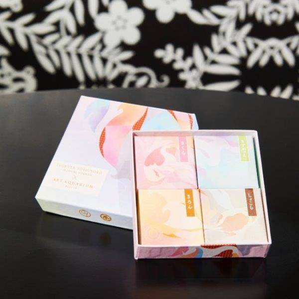 アートアクアリウム美術館が8月28日オープン。カフェラウンジではオリジナルメニューも登場