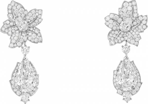 ヴァン クリーフ＆アーペルが極めて希少な貴石を使った新たな3点のハイジュエリーピースを披露