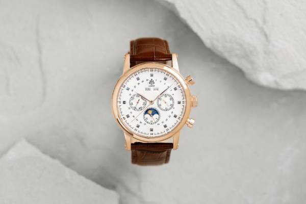 クラシックなコンプリケーションウォッチを現代的に再現。LOBORより秋の新作ヘリテージコレクションが登場