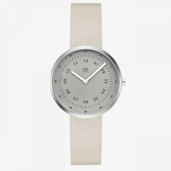 Maven Watchesから「HIROB」とコラボしたシンプルな色使いの限定モデルが登場