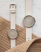 Maven Watchesから「HIROB」とコラボしたシンプルな色使いの限定モデルが登場