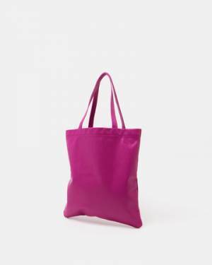 WANDERRUNGの新色のフラットシューズや別注のトートバッグがリリース