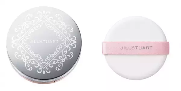 ジルスチュアート ビューティから透けるようなツヤ肌が18時間続く新クッションファンデーション登場