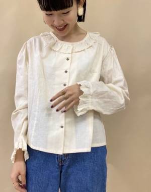 伊勢丹新宿店リ・スタイルのスタイリストがパリジェンヌの着こなしをヒントにしたスタイリングを提案