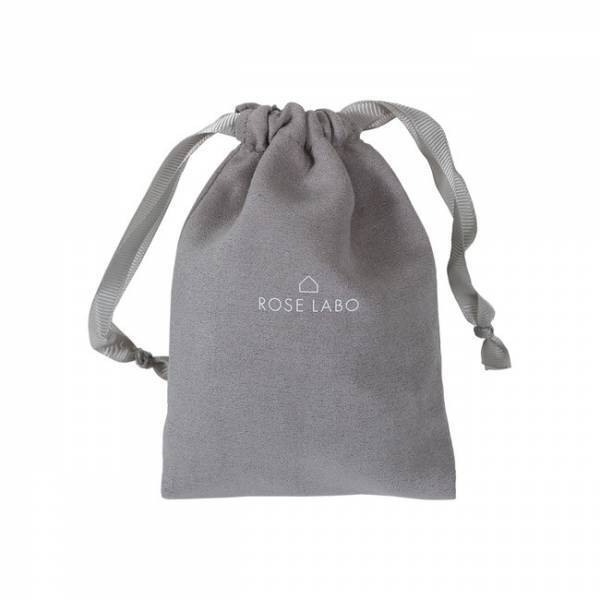 ROSE LABOとメイクアップアーティスト・木部明美コラボの「ローズリップグロス」、伊勢丹新宿店で先行発売