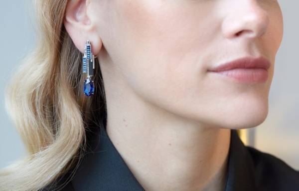 建築からインスパイアを受けたハイジュエリー「ペルスペクティブ ドゥ ショーメ」コレクションの魅力