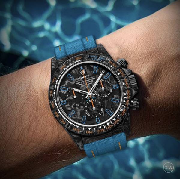 カスタマイズメーカー「DIW」からカーボンとトロピカルブルーを掛け合わせたバカンスモデルが登場