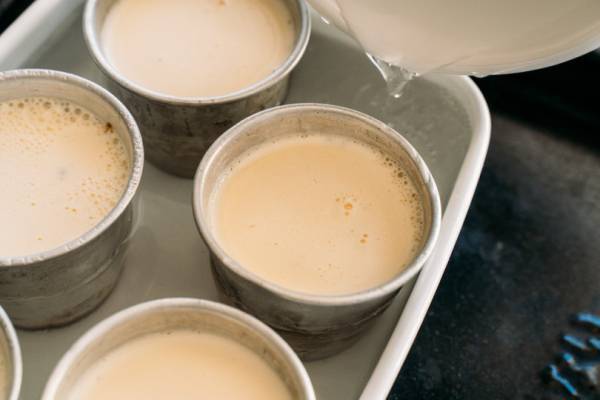 Mr. CHEESECAKEによる、人生最高の固めプリン。こっくり濃厚な「イタリアンプリン」を作ろう