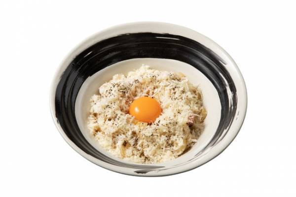 スタンダードから進化系まで全6種! 生カルボナーラ専門店が原宿にオープン