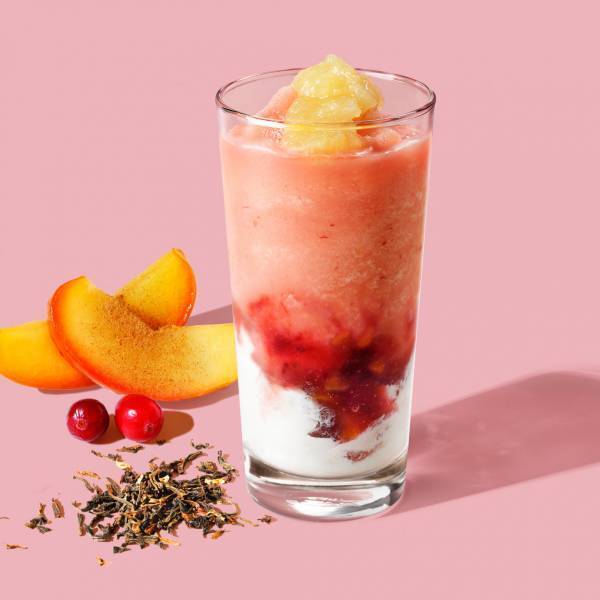 スタバ 六本木ヒルズ メトロハット／ハリウッドプラザ店の新作、アップル クランベリー & ブラック ティーとフラペチーノ