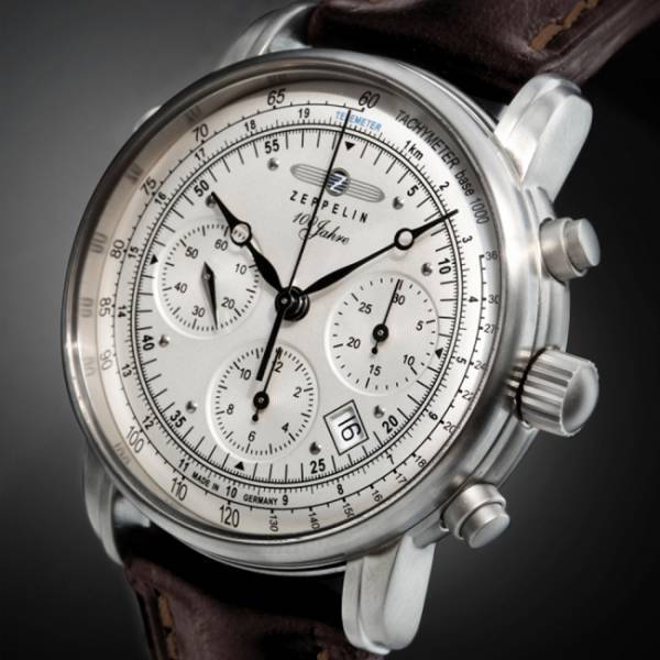ドイツの腕時計「ツェッペリン」から100周年を記念したグリーン文字盤のクロノグラフを日本限定で発売