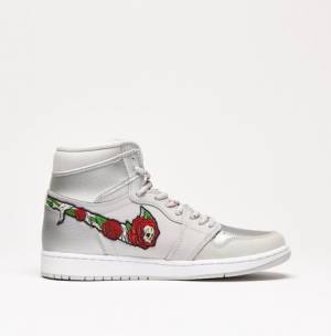 スカルローズスウォッシュの存在感。リメイクブランド スティルアライブからAJ1 OGのリメイクスニーカーが発売