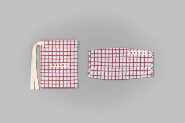 マルニからマスクカバーが発売、ブランドアーカイブのアップサイクルコットン生地を使ったコレクション