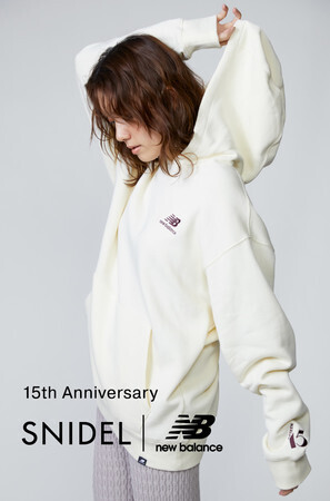 スナイデルがニューバランスと初となる別注コレクション発売。最新モデル「327」も登場