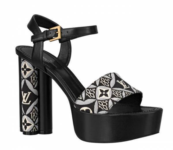 創業年「1854」を組み込み、モノグラム・パターンを再解釈。ルイ・ヴィトン新作シリーズの小物やシューズを紹介