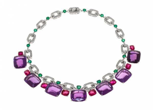 第72回エミー賞の授賞式がリモートで開催! ブルガリを纏った女優 ゼンデイヤが登場