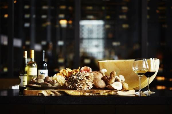 国産の茸とイタリア産ポルチーニ茸を堪能。アマン東京のイタリアンレストランで「マッシュルームフェア」を開催