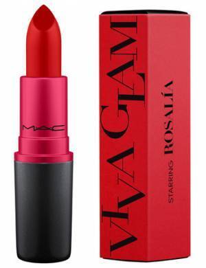 M・A・C ビバ グラム 26はオレンジレッドの限定カラー。歌手・パフォーマーのロザリアがスポークスパーソンに