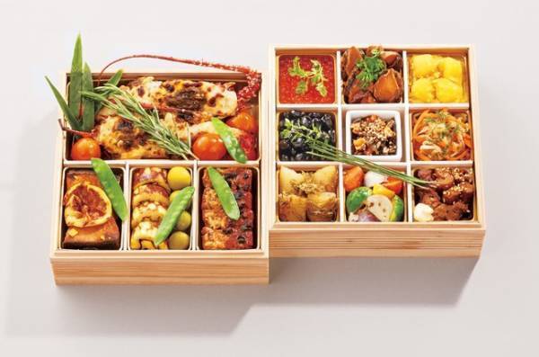 約380種類のおせちを用意。ハッピーシェアリングで楽しむ「2021三越伊勢丹のおせち」