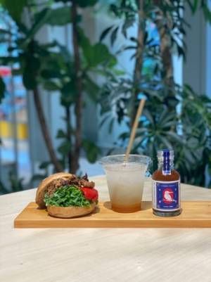 日本を代表するクラフトコーラ専門メーカー「伊良コーラ」のスペシャルフェアを銀座ロフトで開催