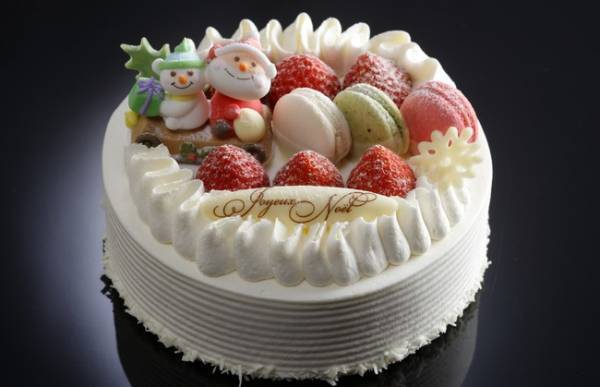シェラトン都ホテル大阪がクリスマスケーキの予約開始。ホテル開業時より人気のあった「フレジェ」の復刻も