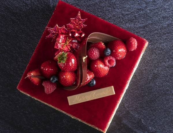 シェラトン都ホテル大阪がクリスマスケーキの予約開始。ホテル開業時より人気のあった「フレジェ」の復刻も