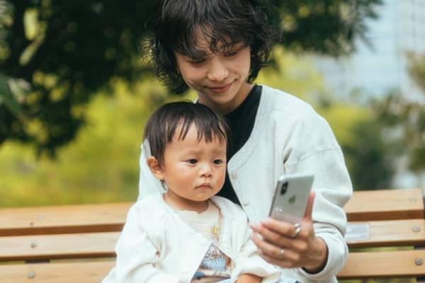 モデル・忍舞さんの「Spotify Kids」で楽しむ親子時間。キッズ向けプレイリストで、もっとハッピーに