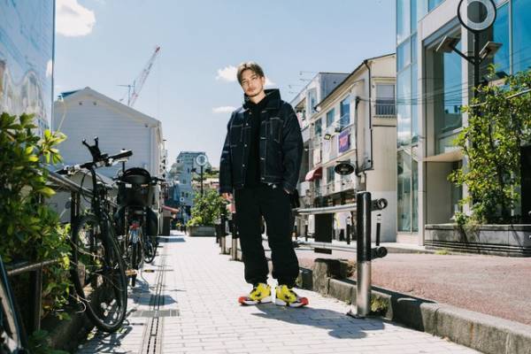 不屈の名作リーボック「CITRON」にatmosのエッセンスを加えて斬新なデザインに