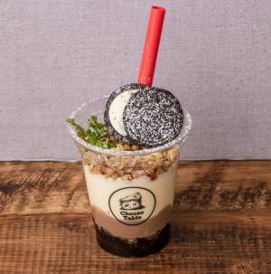 大人気の「飲めるチーズケーキ」にサクサク食感が楽しいミルフィーユパイが期間限定で新登場