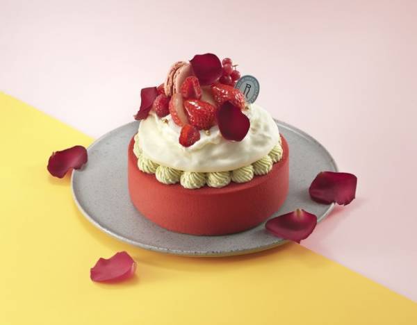 人気パティシエの個性豊かな小田急限定ケーキが勢ぞろい! 新宿小田急のクリスマスケーキ