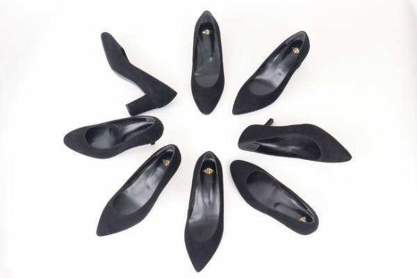 三越伊勢丹「YourFIT365」3D計測データ蓄積が1万人を突破! 足型情報を基に4EワイズのYour Pumpsが誕生