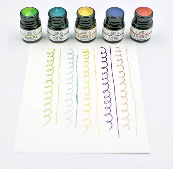 銀座 蔦屋書店でペンフェアを開催。限定新商品「銀座山のインク」や「オリジナルガラスペン」も登場