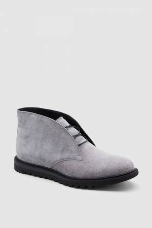 プレミアムなオニツカタイガー「THE ONITSUKA」のシンプルでタイムレスなシューズ