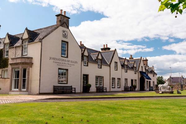 1797年スコットランドで創業のジョンストンズ オブ エルガンがGINZA SIXでポップアップ開催