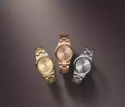 シンプルなデザインがどんなシーンにもマッチ! ダニエル ウェリントン初の単色モデルが登場