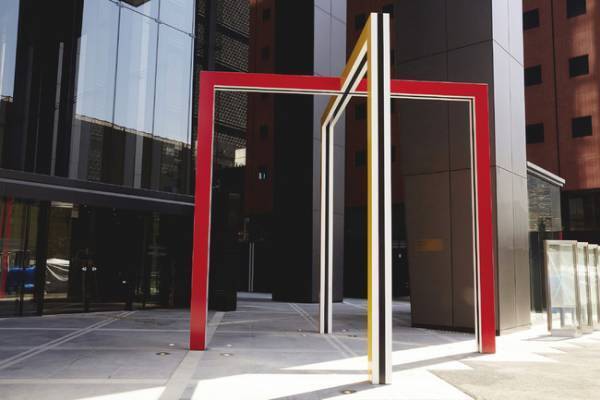 フランスのアンティークと漆が伊勢丹でコラボ。パブリックアートの仕掛け人が提案するティータイムの楽しみ方