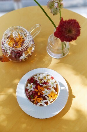 田中みな実が魅せるスナイデル ホームの「#美容パジャマ」デビューコレクション第3弾を公開