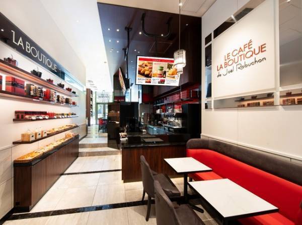 おうちで過ごす今年のクリスマスは、ジョエル・ロブションのケーキで贅沢なひとときを