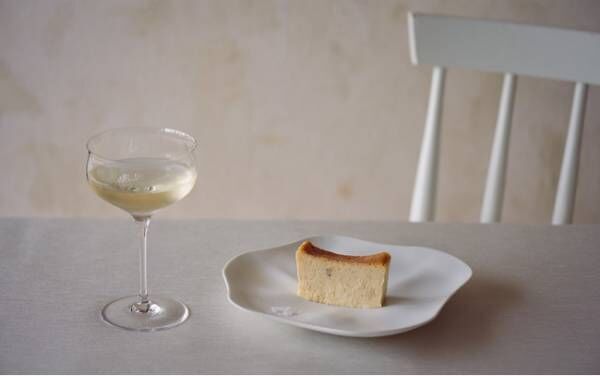 高級食材白トリュフを1本に10g使用。完全受注生産のチーズケーキ