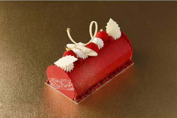 苺を約50個相当使用したケーキも。資生堂パーラー 銀座本店ショップ限定のクリスマスケーキ