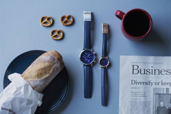 記念日やクリスマスのプレゼントにおすすめ。TiCTAC別注のアニエスベーのペアウォッチ