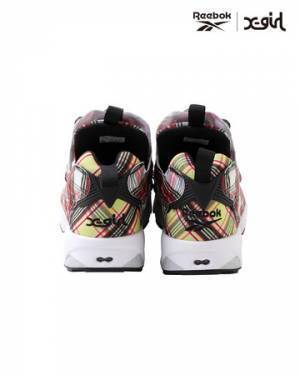 タータンチェックをシューズ＆アパレルに採用。X-girlとReebokが2016年以来のコラボレーション