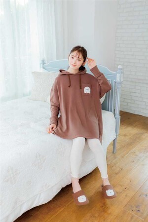 大人可愛いオリジナルカラーのルームウェア。チュチュアンナとモデル橋下美好のコラボ第2弾